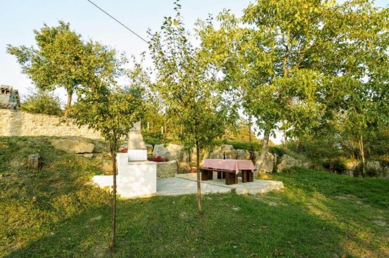 בוזט The Grandview Residence מראה חיצוני תמונה